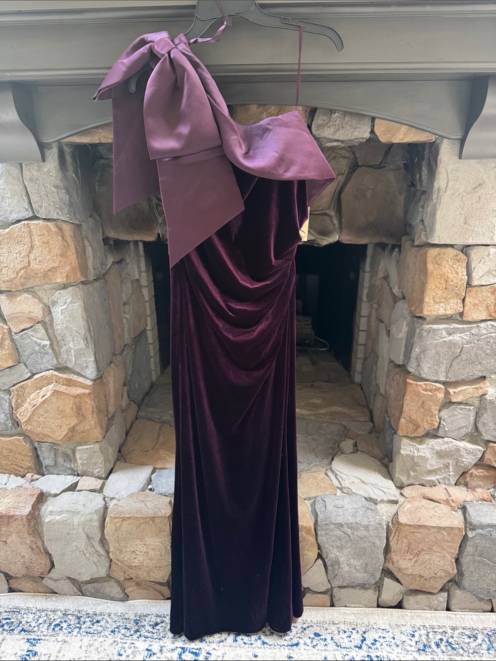 Eliza J One-Shoulder Velvet Gown in Deep Plum with Dramatic Bow